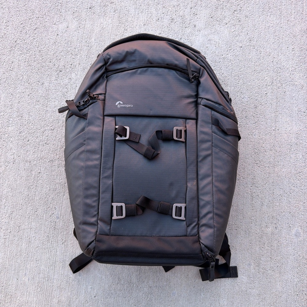 Lowepro Freeline BP 350 AW Camera Backpack with Divider Inserts